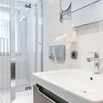 440, Seepark Apartment *